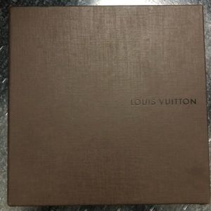 Louis Vuitton Damier Ebene Canvas Leather 32